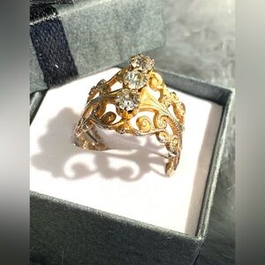 Vintage Gold toned Filigree Crystal Accent Women's Ring
